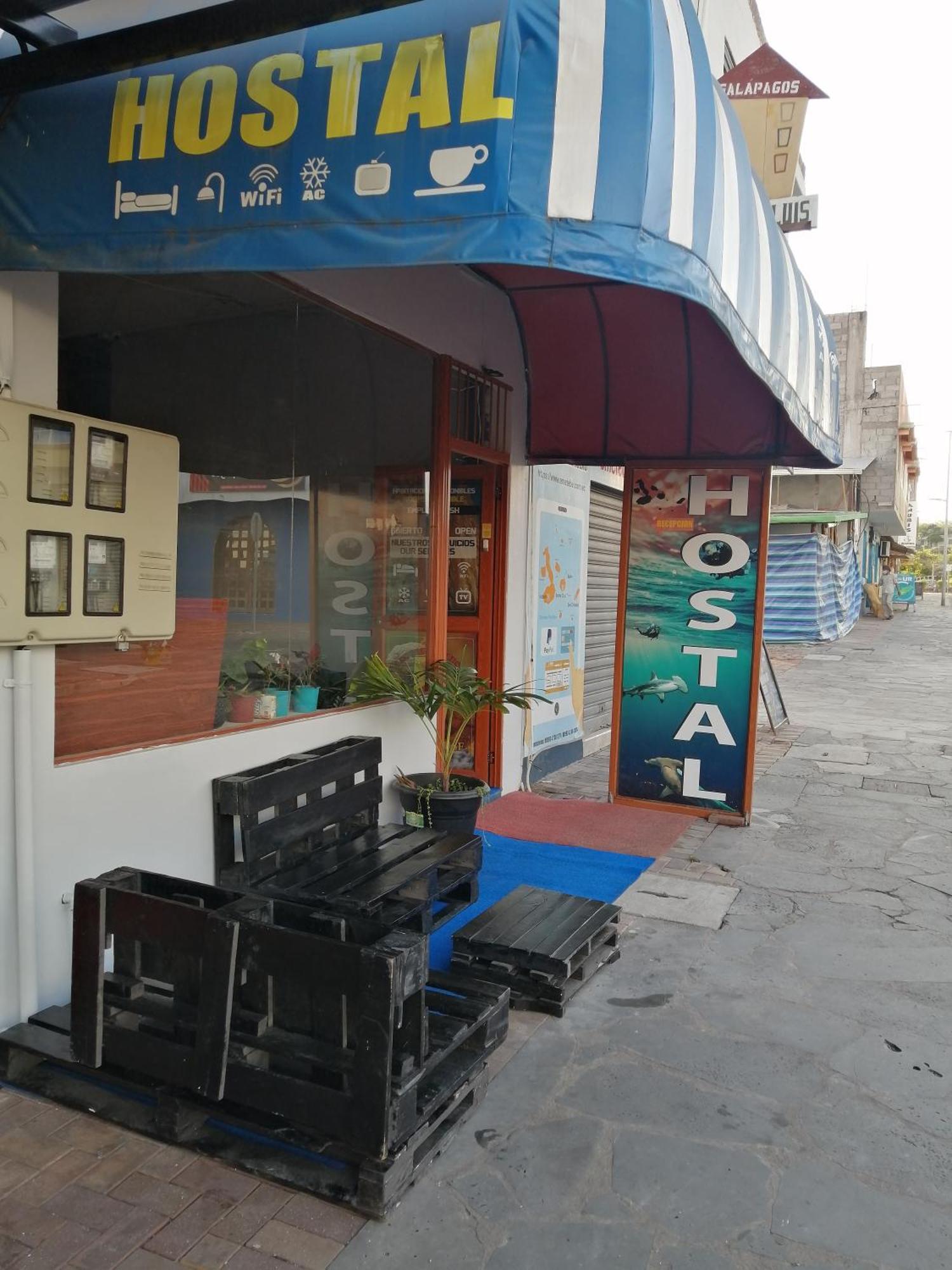 Hostal La Casa De Luis Puerto Baquerizo Moreno Exteriér fotografie