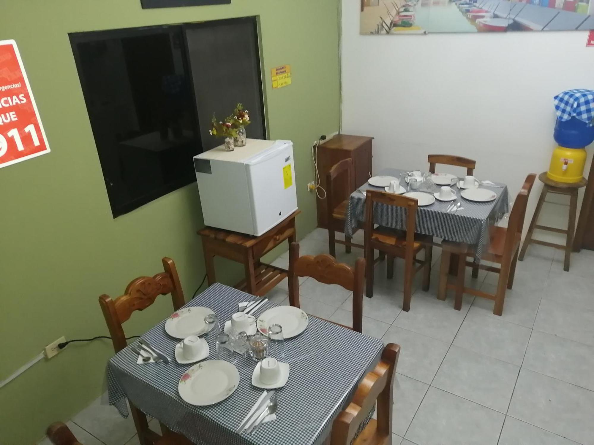 Hostal La Casa De Luis Puerto Baquerizo Moreno Exteriér fotografie