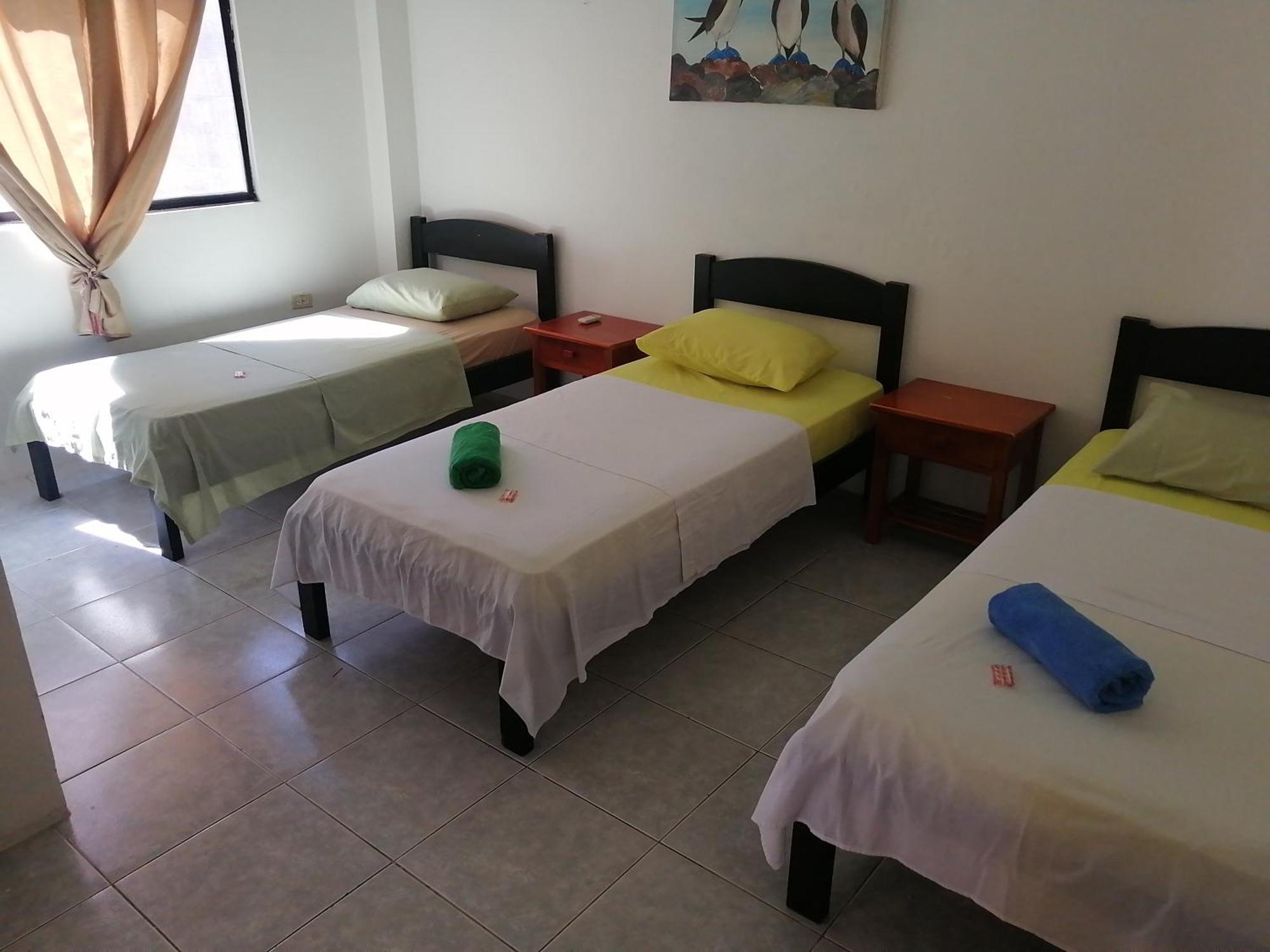 Hostal La Casa De Luis Puerto Baquerizo Moreno Exteriér fotografie