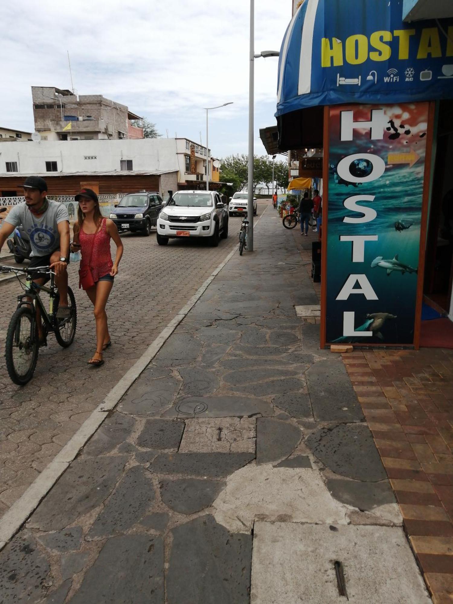Hostal La Casa De Luis Puerto Baquerizo Moreno Exteriér fotografie