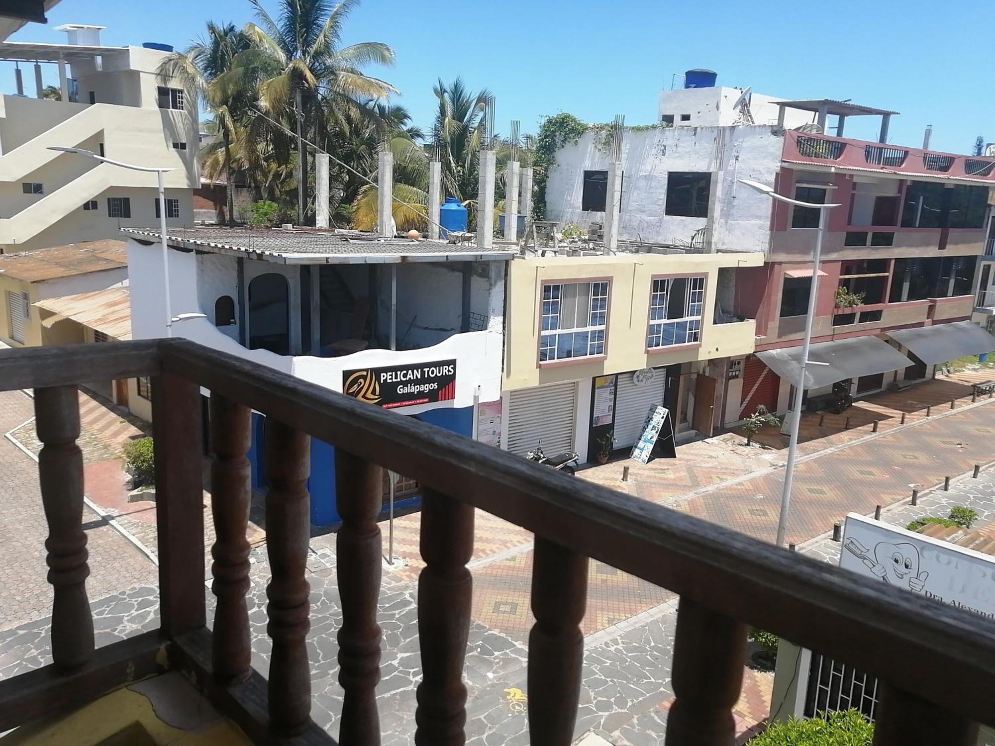 Hostal La Casa De Luis Puerto Baquerizo Moreno Exteriér fotografie