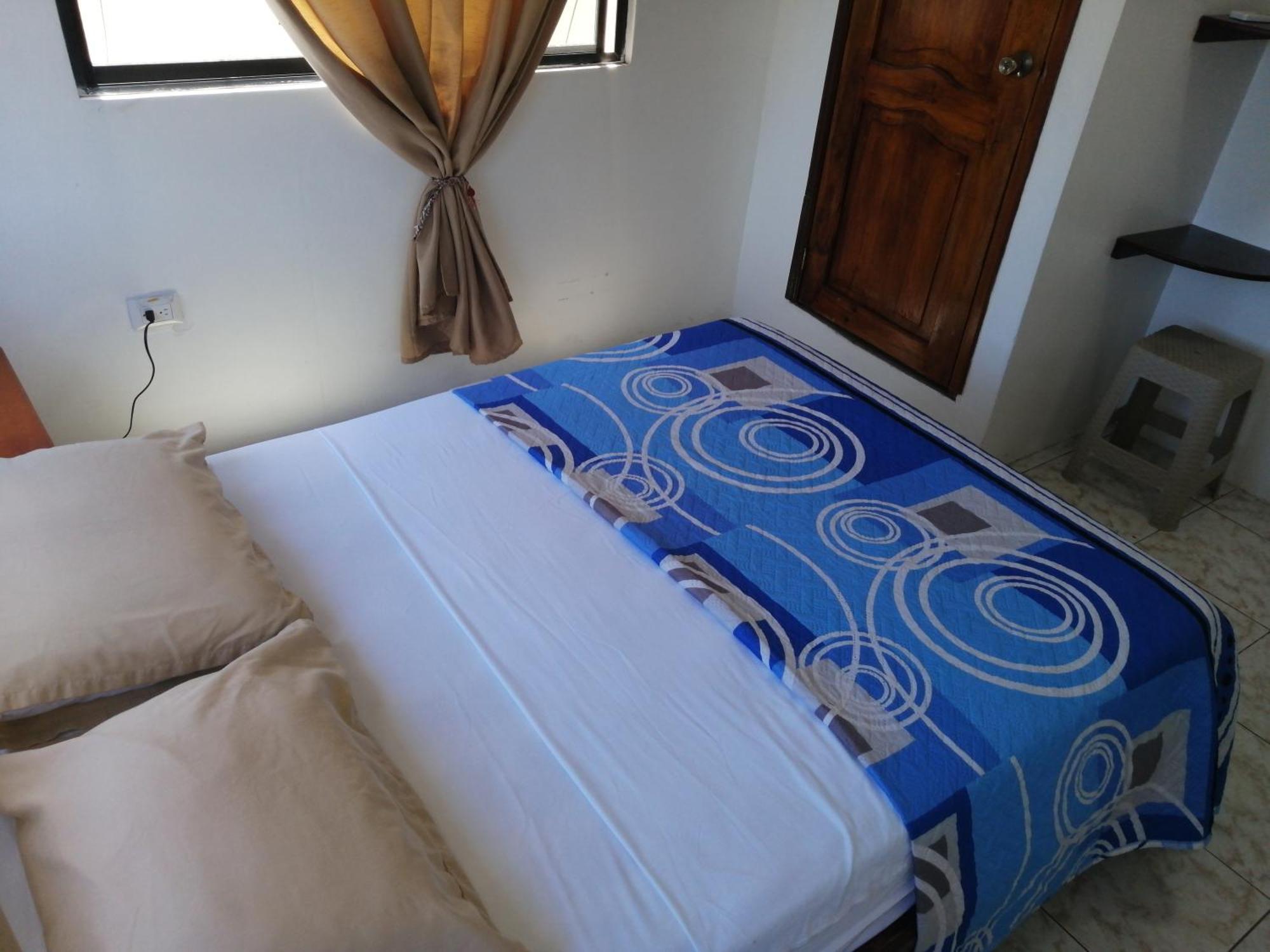 Hostal La Casa De Luis Puerto Baquerizo Moreno Exteriér fotografie